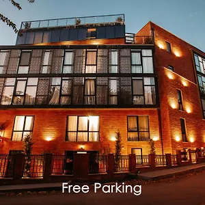 Address Boutique **** Tbilisi